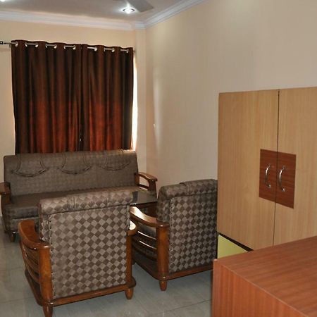 Hotel Simla Siliguri Ngoại thất bức ảnh