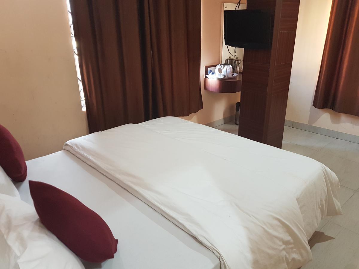 Hotel Simla Siliguri Ngoại thất bức ảnh