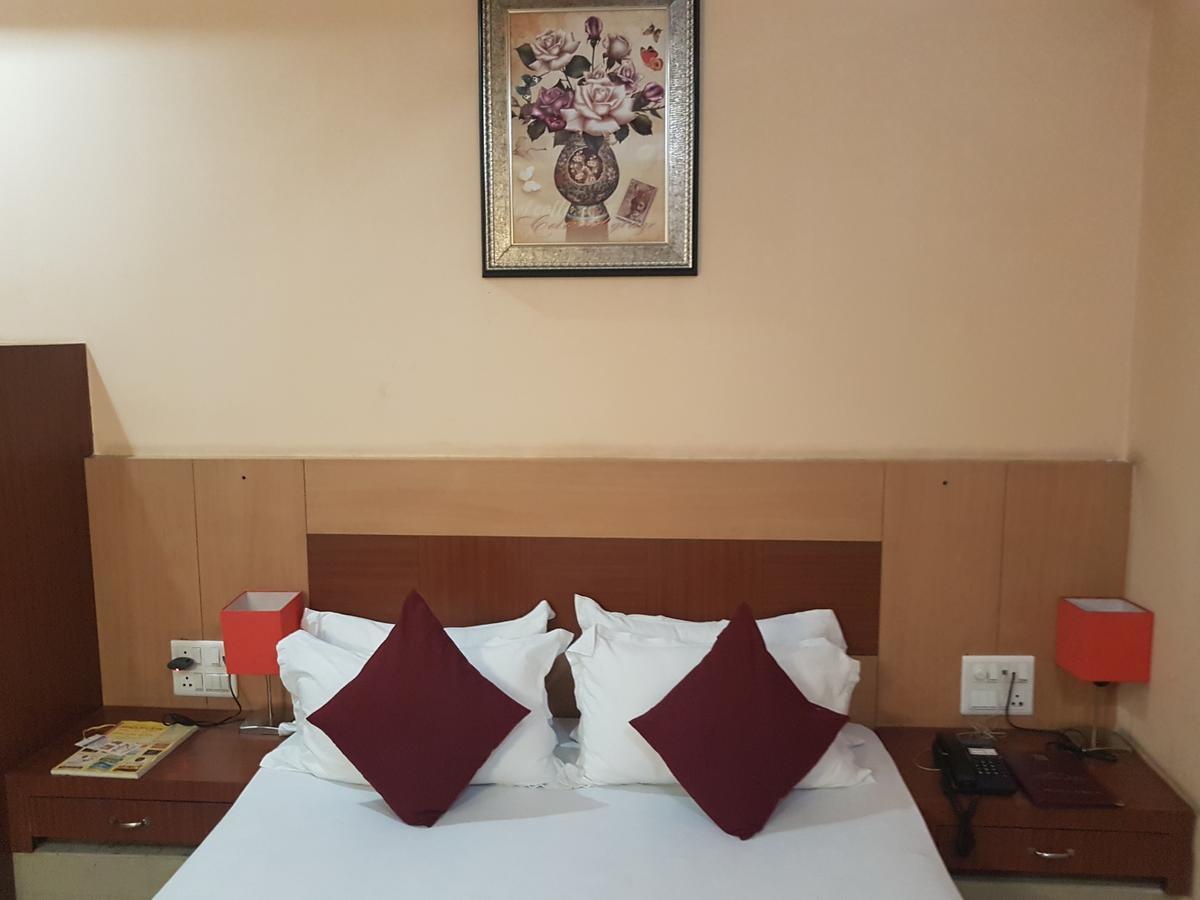 Hotel Simla Siliguri Ngoại thất bức ảnh