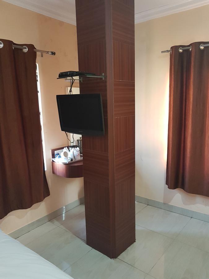 Hotel Simla Siliguri Ngoại thất bức ảnh
