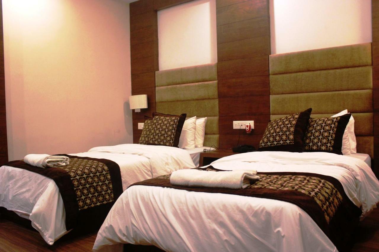 Hotel Simla Siliguri Ngoại thất bức ảnh